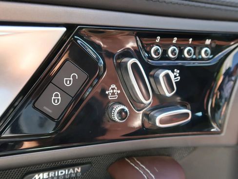 Used 2017 Jaguar F-TYPE Convertible image 22