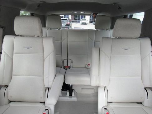 Certified 2026 Cadillac Escalade Platinum Sport w/ LPO, ONYX Package image 32