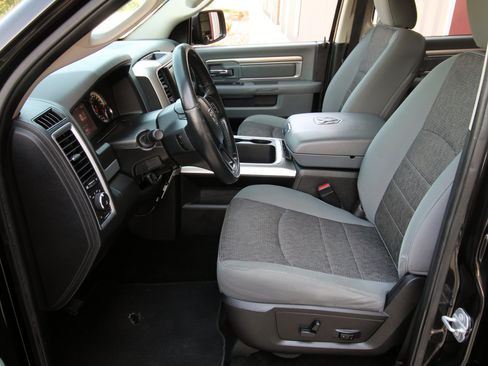 Used 2016 RAM 1500 Big Horn AWD/4WD image 22