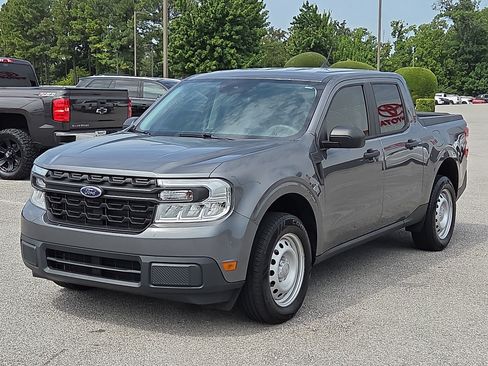 Used 2022 Ford Maverick XL FWD image 2
