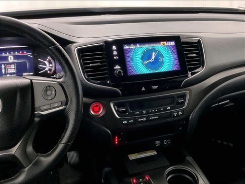 Used 2023 Honda Passport TrailSport image 18