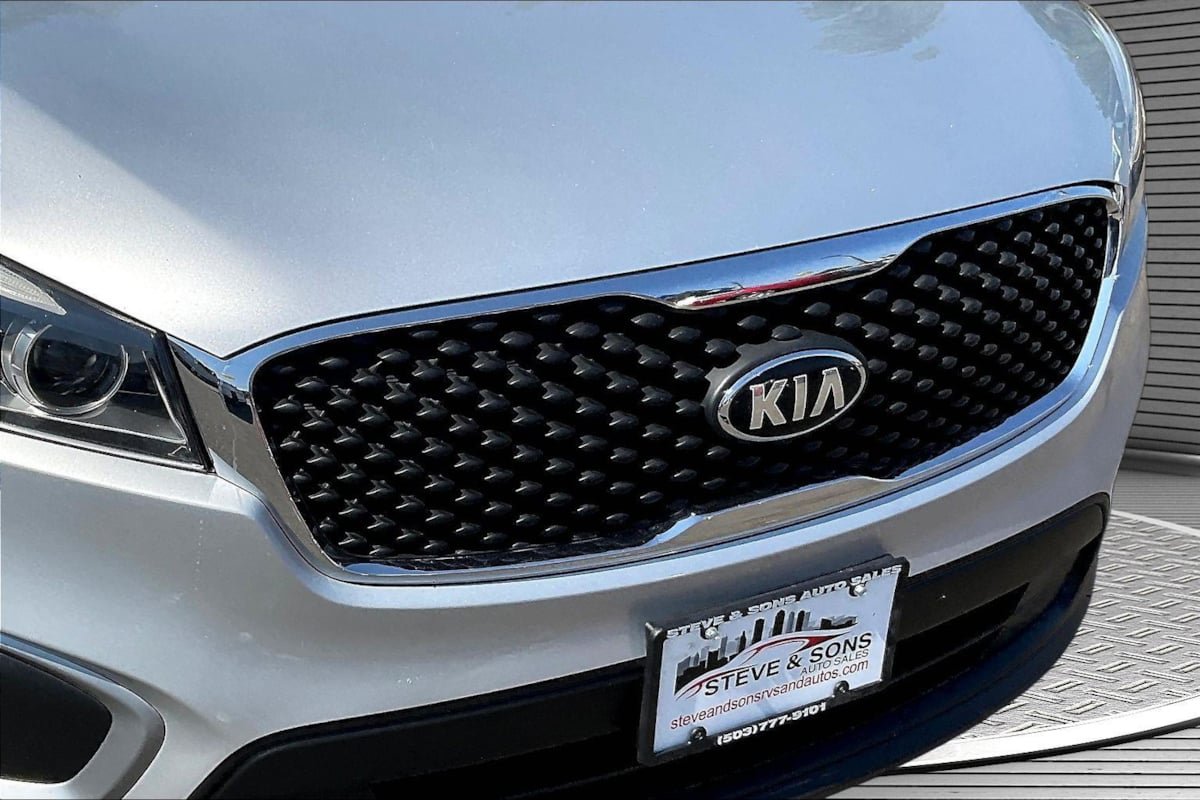 Used 2016 Kia Sorento L FWD image 31