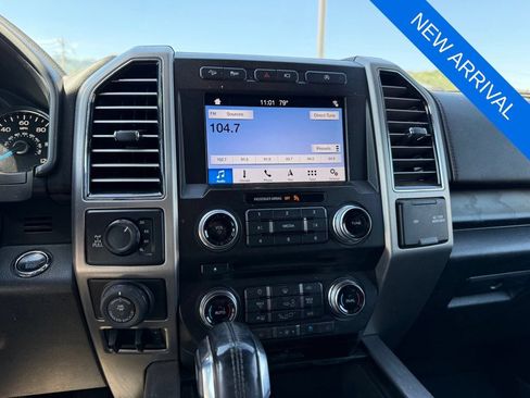 Used 2018 Ford F150 Platinum w/ Equipment Group 701A Luxury AWD/4WD image 14