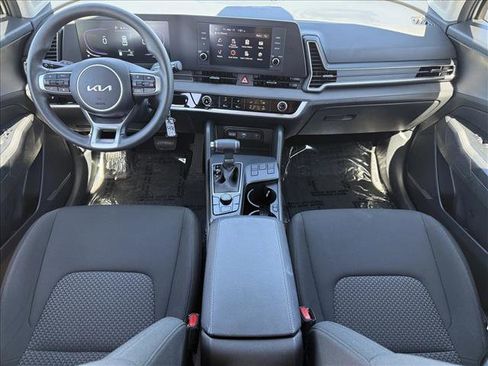 Used 2025 Kia Sportage LX image 14