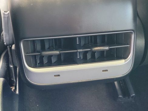 Used 2023 Tesla Model 3 Standard Range RWD image 10