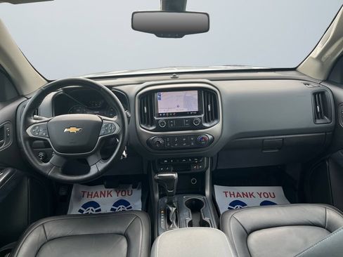 Used 2019 Chevrolet Colorado Z71 AWD/4WD image 10