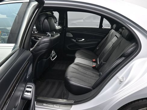 Used 2016 Mercedes-Benz S 550 4MATIC Sedan image 38