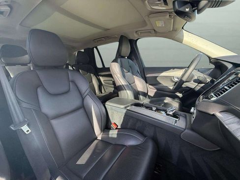 Used 2023 Volvo XC90 B6 Ultimate w/ Protection Package Premier AWD/4WD image 26