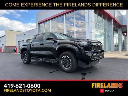 Certified 2025 Toyota Tacoma TRD Sport AWD/4WD image 1