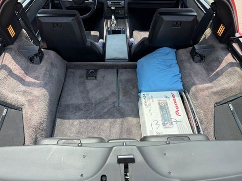 Used 1987 Chevrolet Corvette Coupe RWD image 13