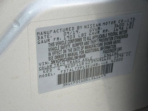 Used 2019 Nissan Kicks SR FWD image 33