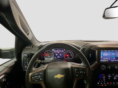 Used 2022 Chevrolet Silverado 2500 High Country w/ Safety Package II AWD/4WD image 7