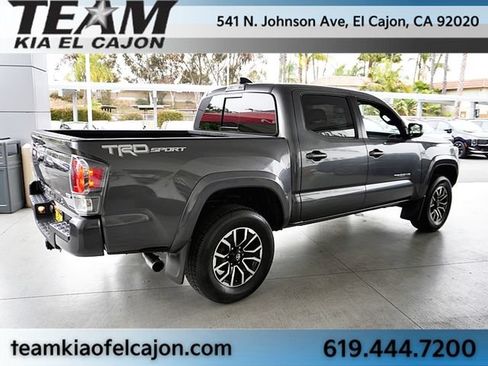 Used 2021 Toyota Tacoma TRD Sport w/ Technology Package RWD image 8