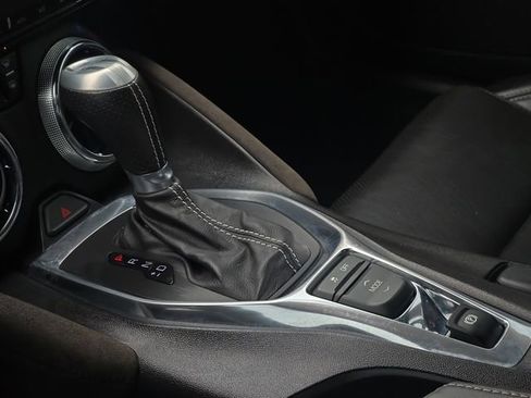 Used 2016 Chevrolet Camaro SS RWD image 20