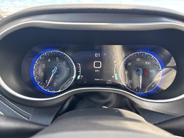 Used 2026 Chrysler Pacifica Select AWD/4WD image 13