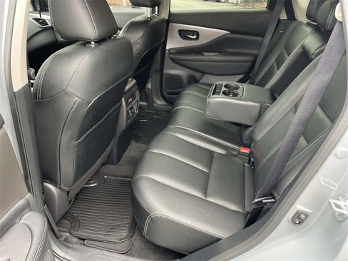 Certified 2024 Nissan Murano SV w/ SV Midnight Edition Package image 13