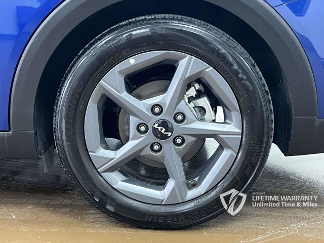 Used 2025 Kia K4 FWD image 12