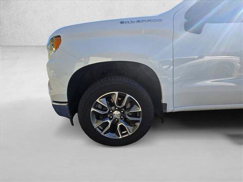Used 2023 Chevrolet Silverado 1500 LT image 9