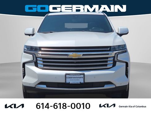 Used 2021 Chevrolet Tahoe High Country w/ Premium Package AWD/4WD image 2