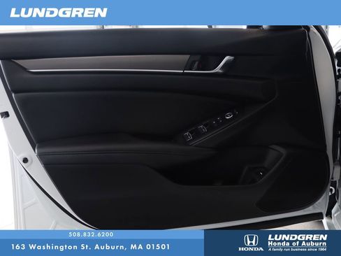 Used 2021 Honda Accord LX image 9
