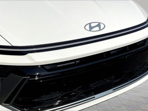 Certified 2025 Hyundai Sonata SE FWD image 32