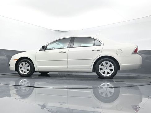 Used 2008 Ford Fusion S image 9