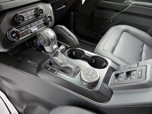 New 2025 Ford Bronco Big Bend w/ Black Diamond Package image 23