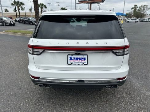 Used 2022 Lincoln Aviator Reserve w/ Elements Package Plus image 5