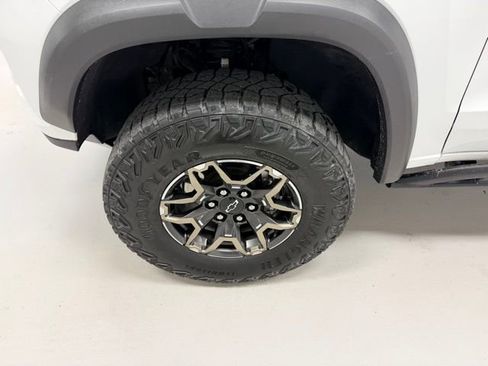 Certified 2024 Chevrolet Colorado ZR2 w/ Technology Package image 21