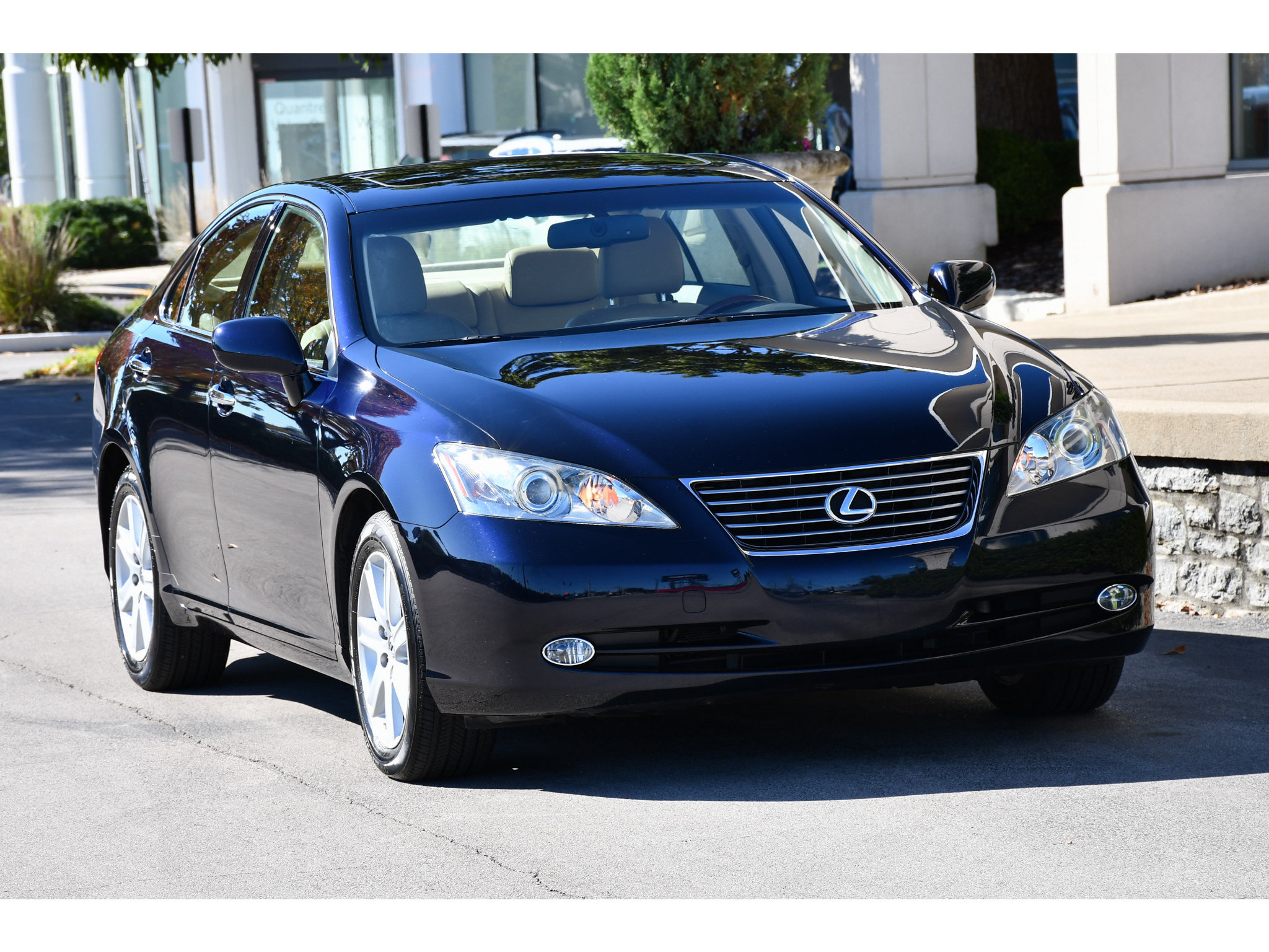 Used 2008 Lexus ES 350 FWD image 2