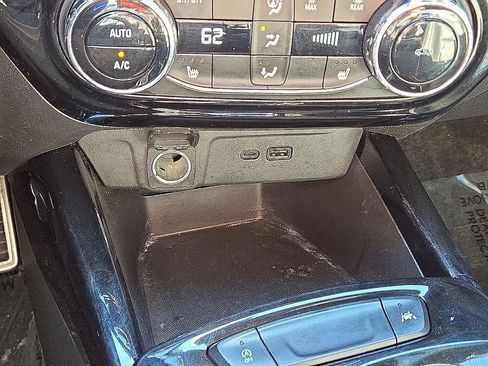 Used 2024 Chevrolet Trax RS w/ Driver Confidence Package image 28