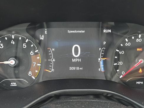 Used 2024 Jeep Compass Latitude image 11