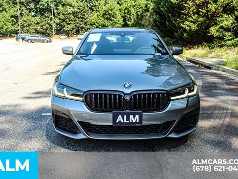Used 2023 BMW 530i w/ M Sport Package RWD image 9
