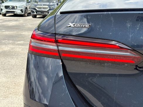 New 2027 BMW 550e xDrive w/ Executive Package AWD/4WD image 10