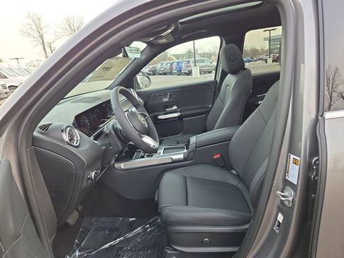 New 2026 Mercedes-Benz GLB 250 4MATIC image 23