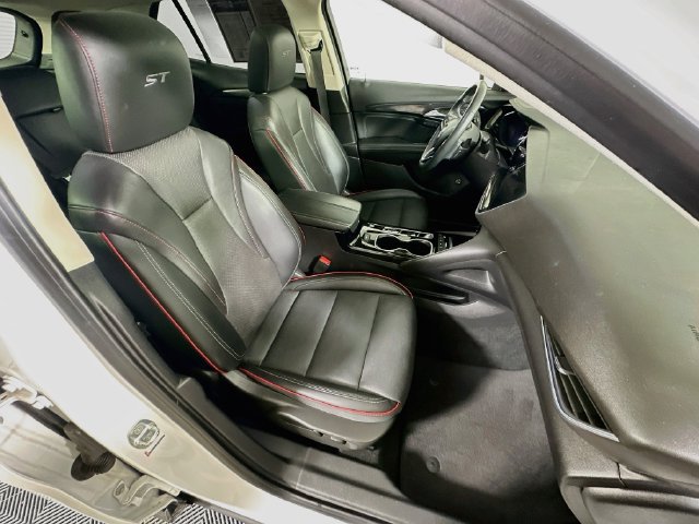 Used 2023 Buick Envision Essence w/ Sport Touring Package AWD/4WD image 34