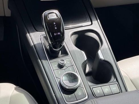 Used 2021 Cadillac XT4 Luxury w/ Cold Weather Package image 14