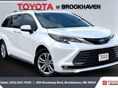 Used 2024 Toyota Sienna Platinum