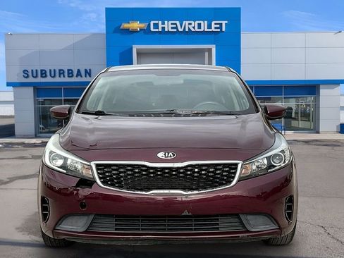 Used 2017 Kia Forte LX FWD image 3