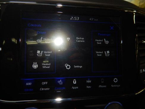 Used 2021 Jeep Grand Cherokee SRT image 24