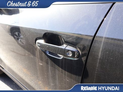 Used 2025 Subaru Crosstrek 2.5i Premium AWD/4WD image 23