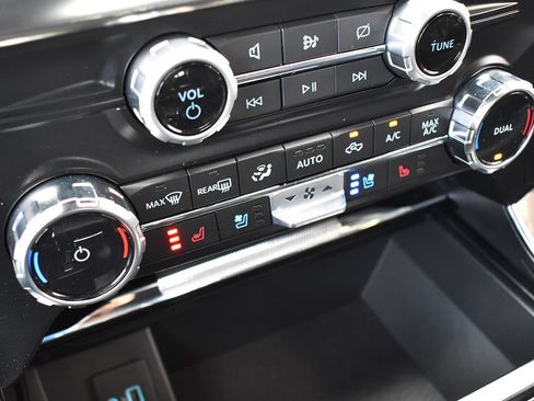 Used 2023 Ford F150 Lariat AWD/4WD image 23