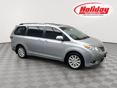 Used 2017 Toyota Sienna XLE Premium