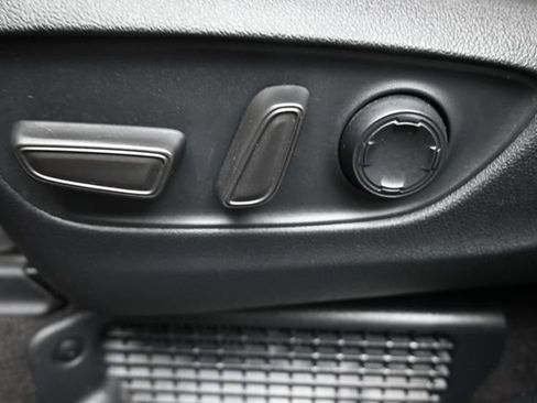 Used 2021 Toyota Sienna XLE FWD image 31
