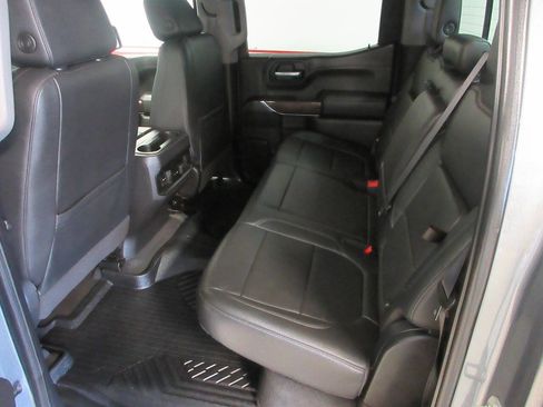 Used 2021 Chevrolet Silverado 1500 RST w/ Convenience Package II AWD/4WD image 17