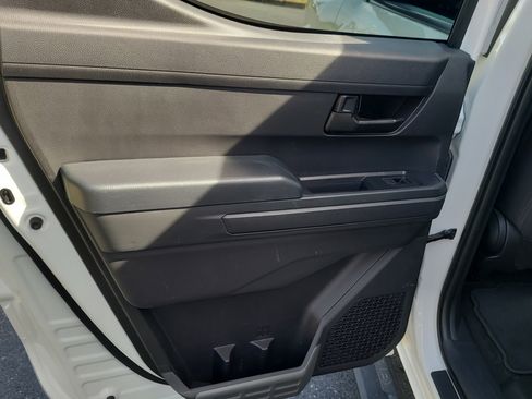 Certified 2024 Toyota Tacoma SR image 13