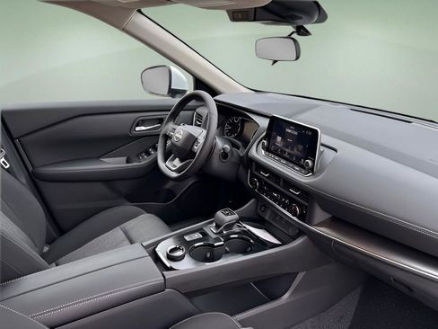 New 2026 Nissan Rogue SV w/ Cold Weather Package AWD/4WD image 17
