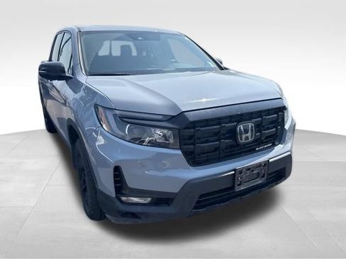 Used 2024 Honda Ridgeline Black Edition image 4