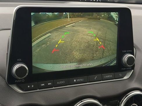 Used 2025 Nissan Sentra SV image 18