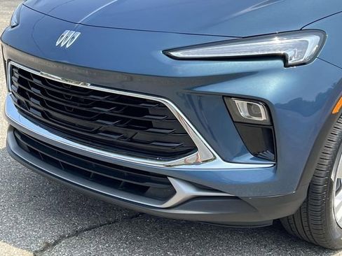 Used 2024 Buick Encore GX Preferred image 9